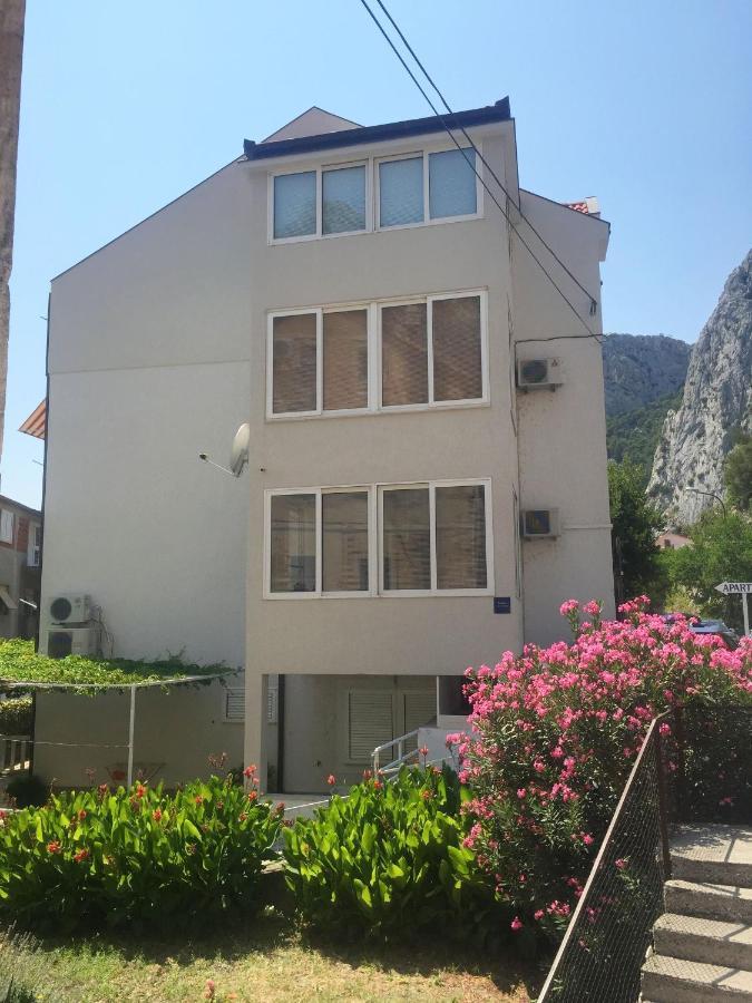 Apartment Mate Omiš Exteriér fotografie
