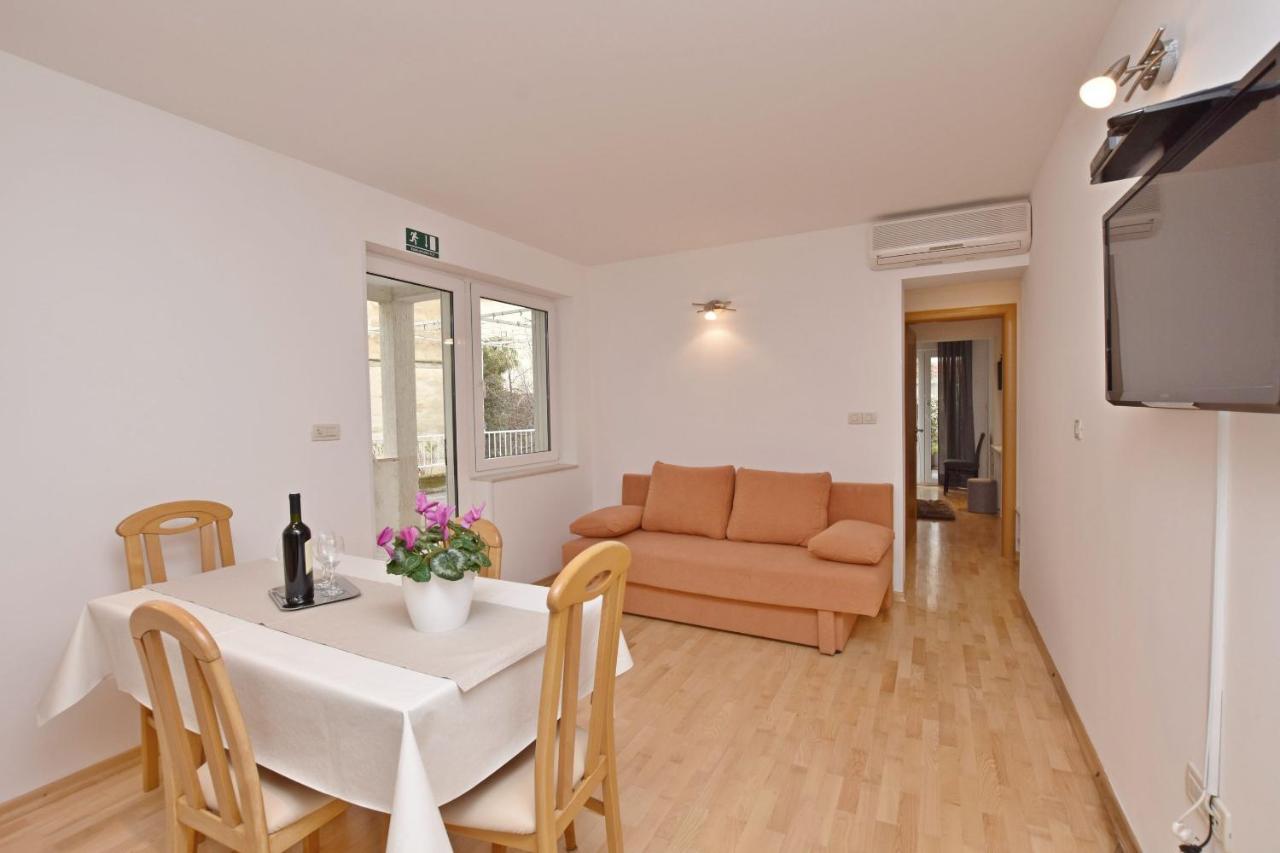 Apartment Mate Omiš Exteriér fotografie